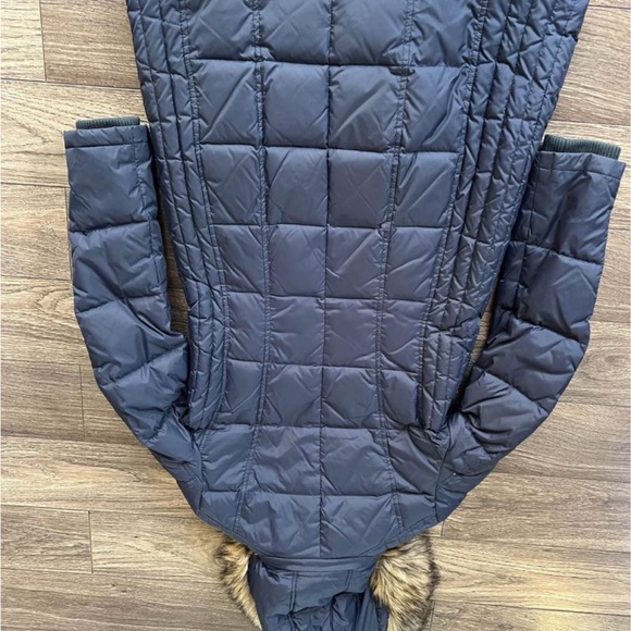 Navy kors warm puffer coat - Picture 6 of 6